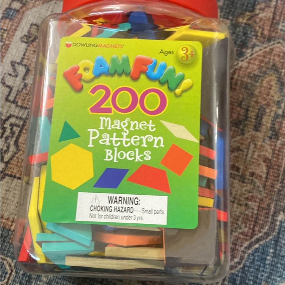 Magnetic pattern blocks